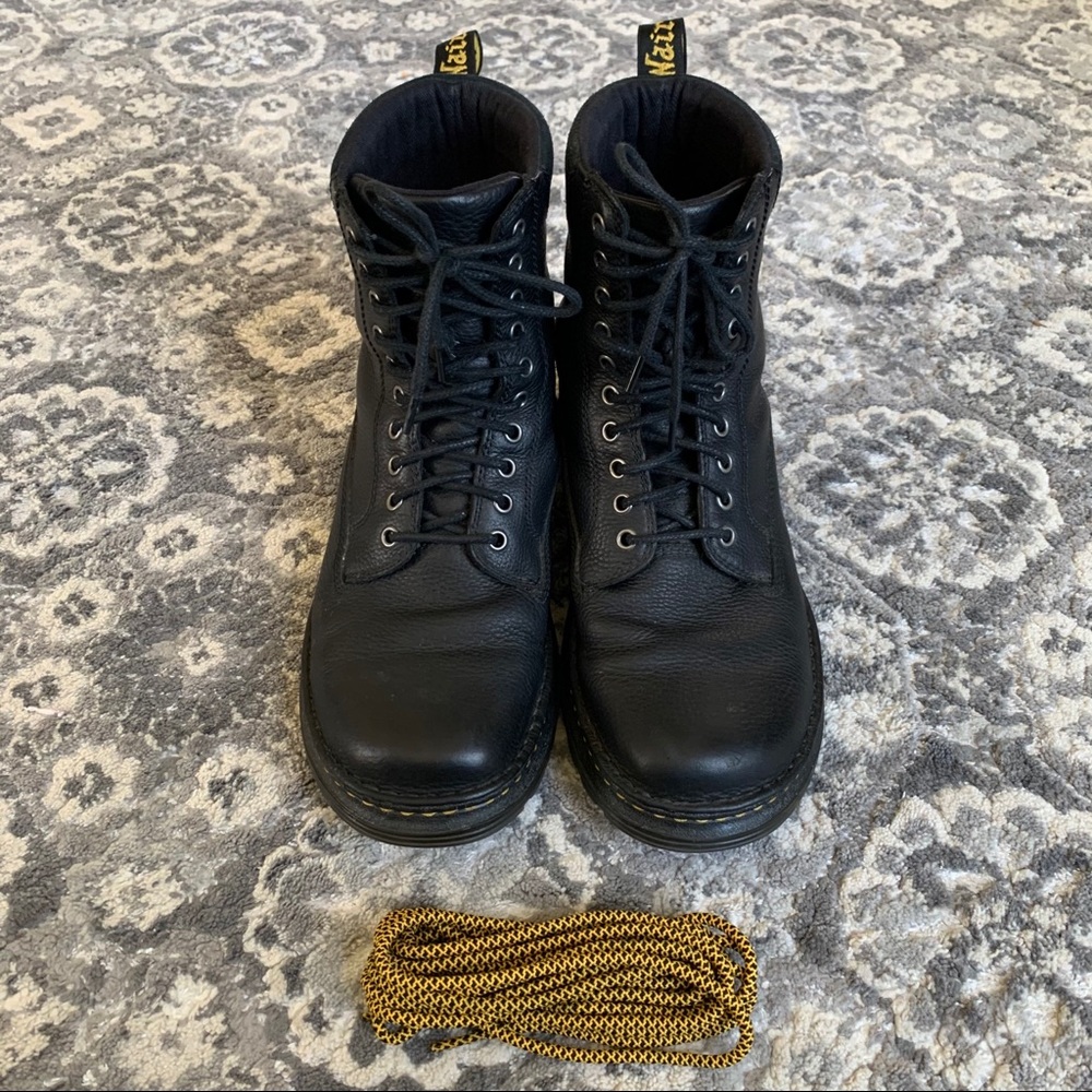 Men’s Dr. Martens